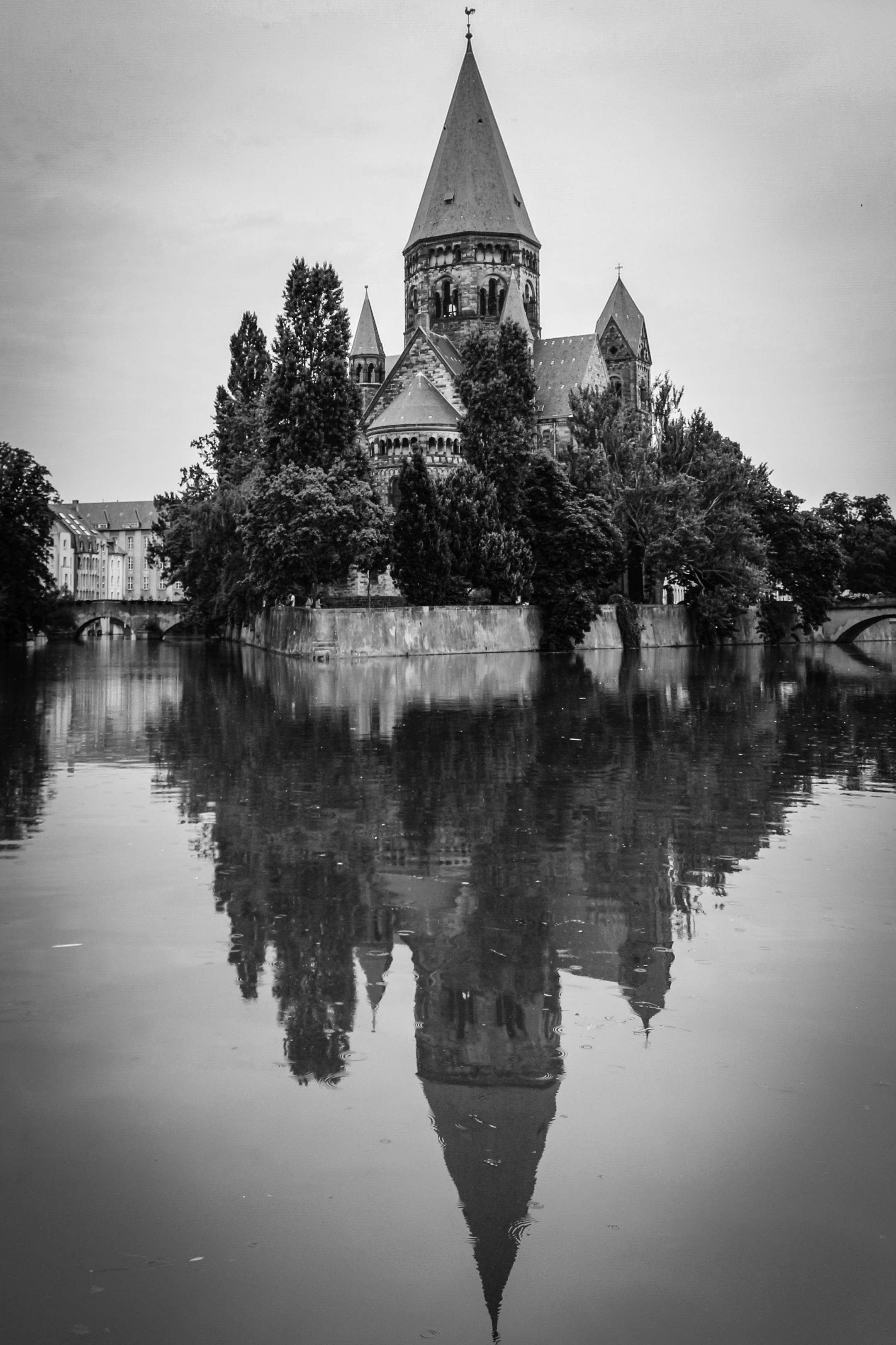 Photographing churches for beginners